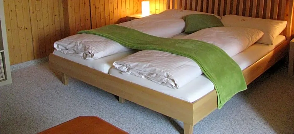 Zimmer & z'Morgä Schönenboden