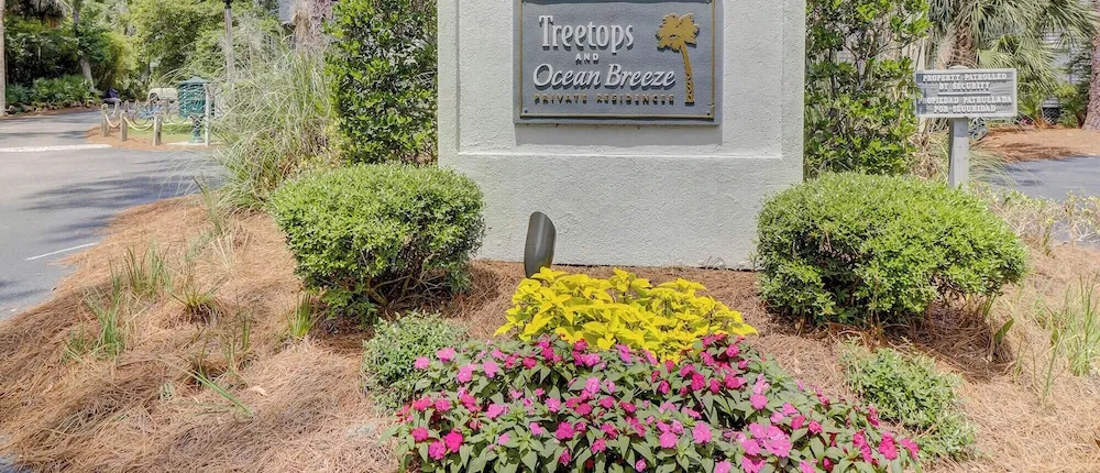 Ocean Breeze by Hilton Head Retreats