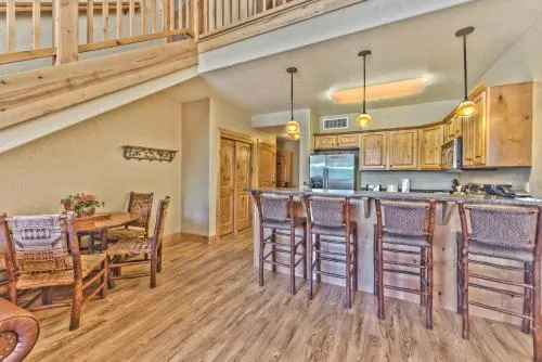 Silverado large 3 bedroom loft by Canyons Village Rentals