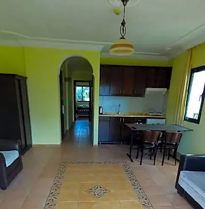 Maxwell Holiday Club