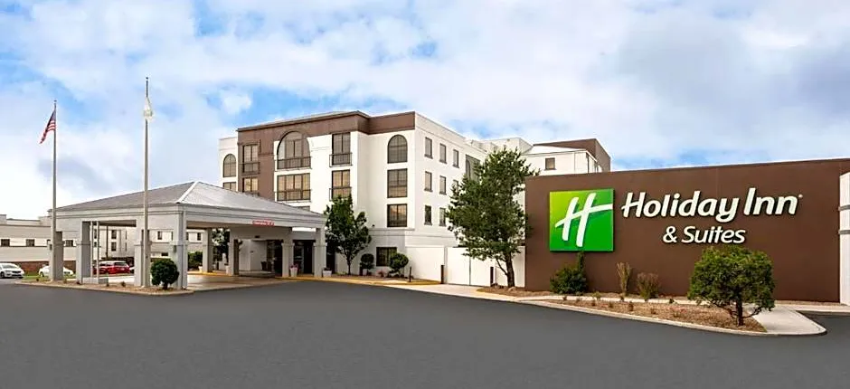 Holiday Inn & Suites Springfield-I-44 By IHG