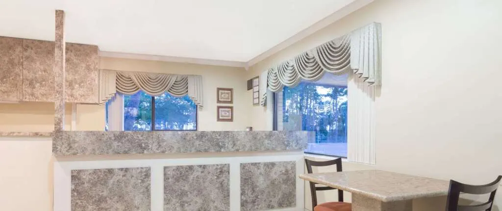 Super 8 by Wyndham Ft Walton Beach