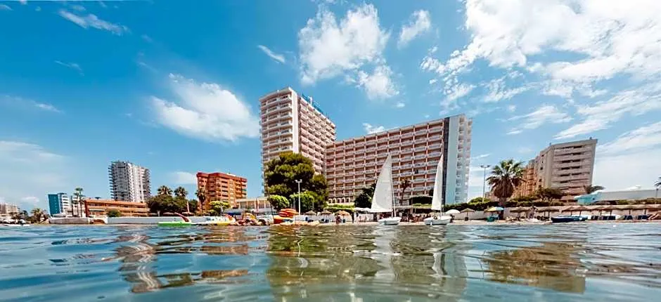 Hotel Izán Cavanna
