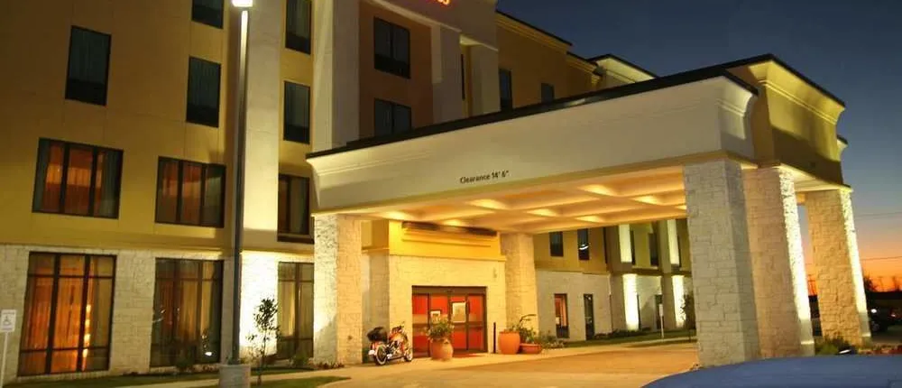 Hampton Inn & Suites Bastrop