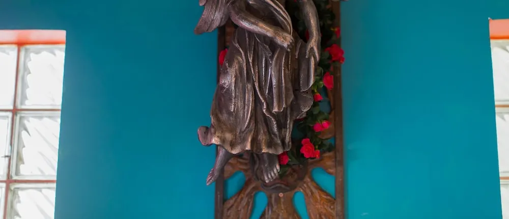 Barefoot Hotel Kalim Beach Front