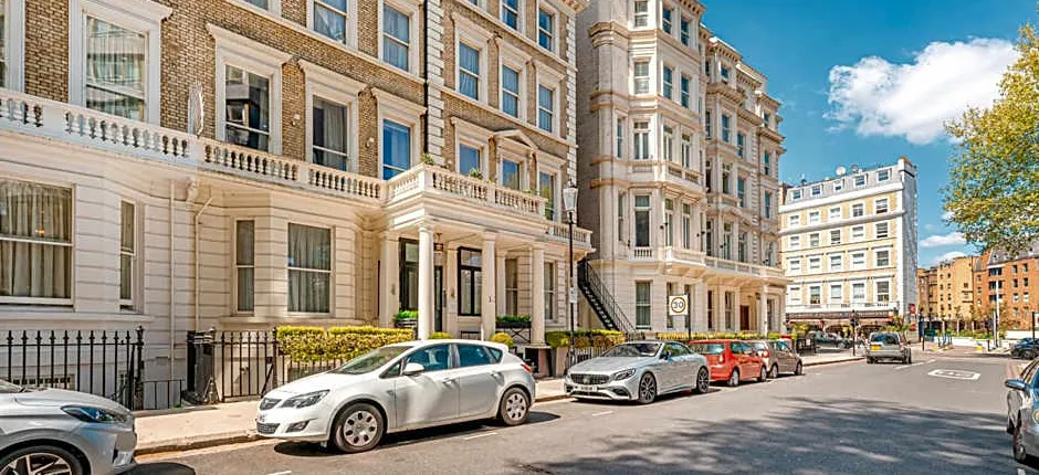 Ashburn Court Apartments