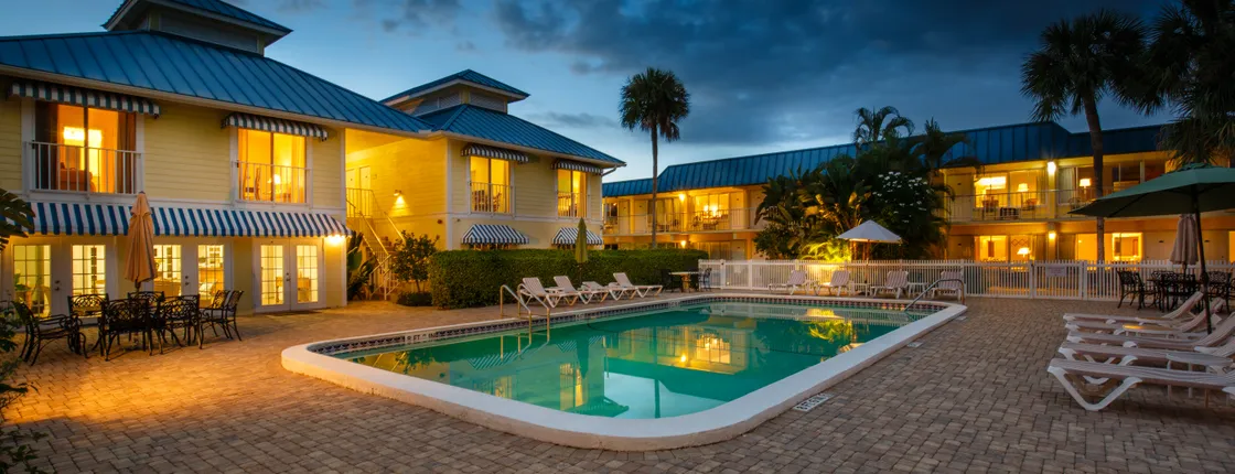 Naples Garden Inn