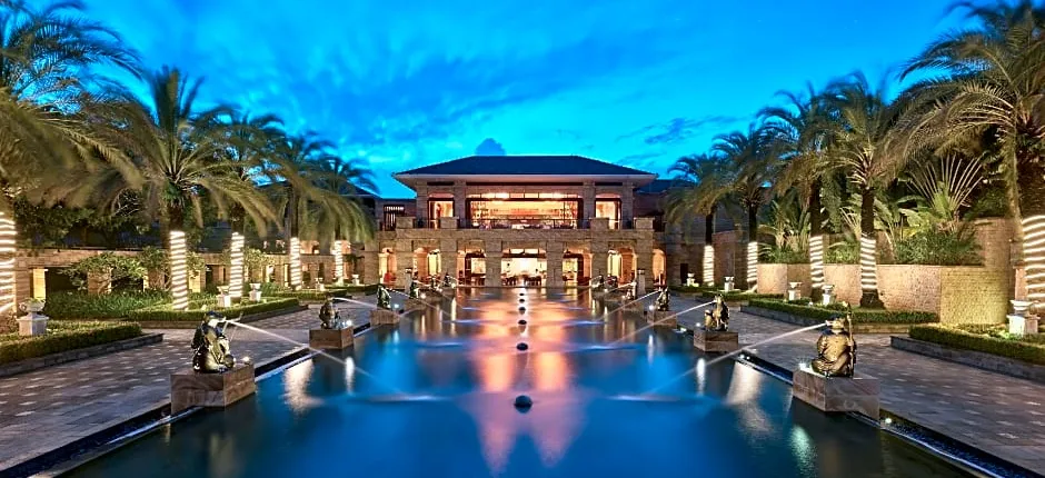 Sanya Haitang Bay Wanda Reign Resort Hotel