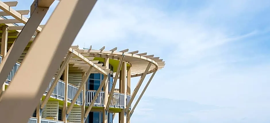 WaterColor Inn & Resort