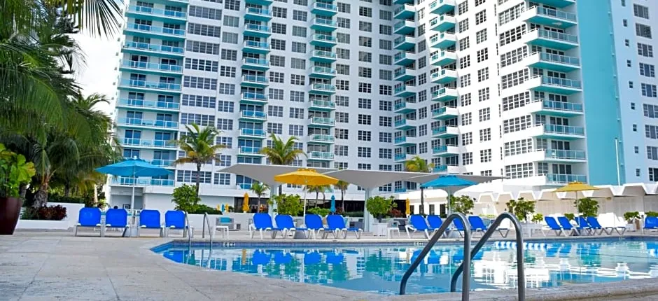 Seacoast Suites on Miami Beach