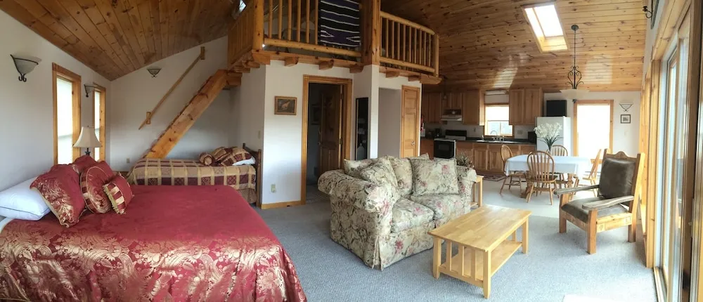 Lytle Creek Inn Bed and Breakfast