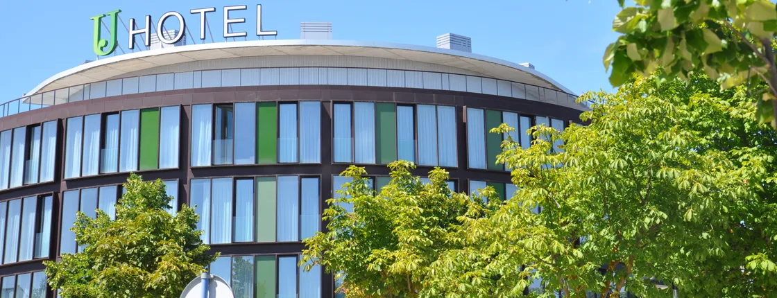 Hotel Jardines de Uleta Suites