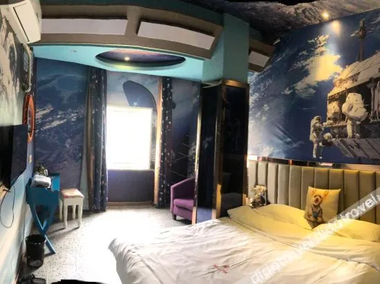 Shanghai Miai Theme Hotel Apartment (Songjiang Zuibaichi Subway Station)