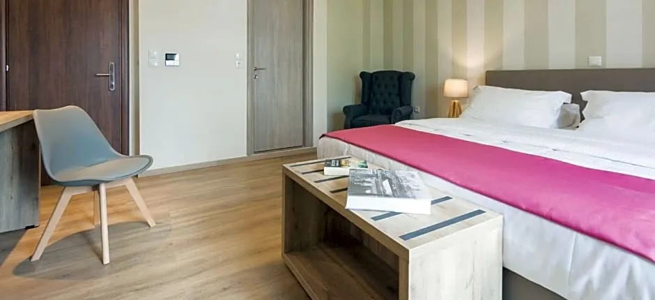 Hotel @Syngrou Fix