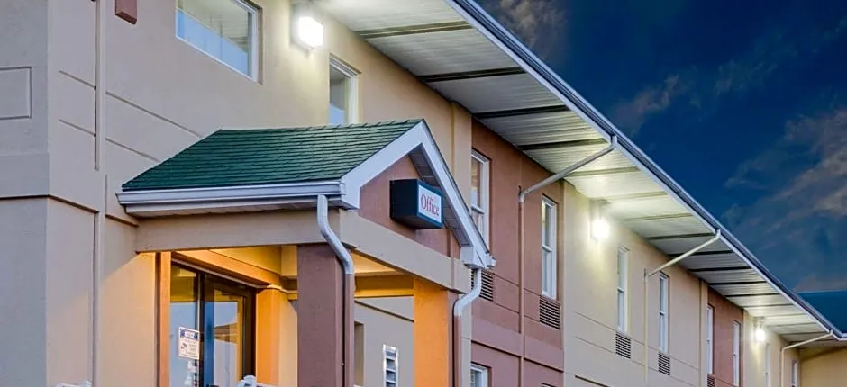 Super 8 by Wyndham Allentown