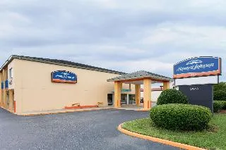 Howard Johnson Inn Virginia Beach
