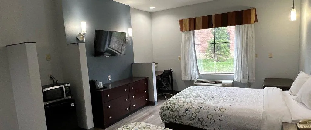 HomeTowne Studios & Suites Washington