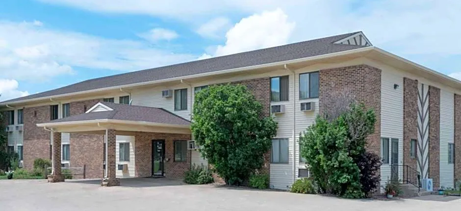 Super 8 by Wyndham Milbank SD