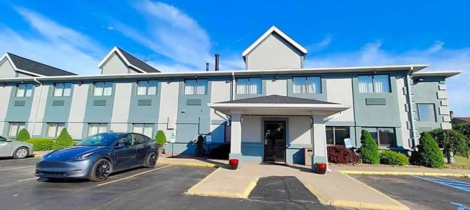 Quality Inn & Suites Benton Harbor - St. Joseph