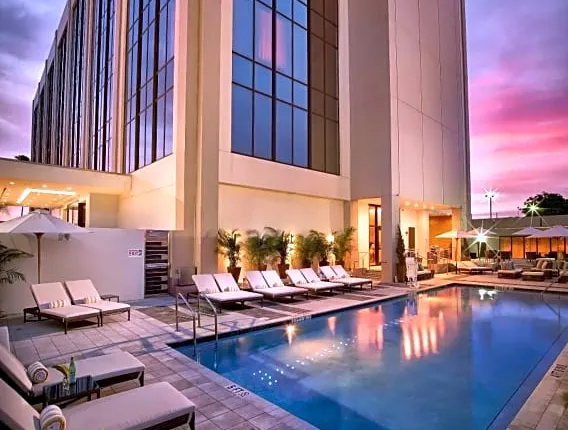 EB Hotel Miami