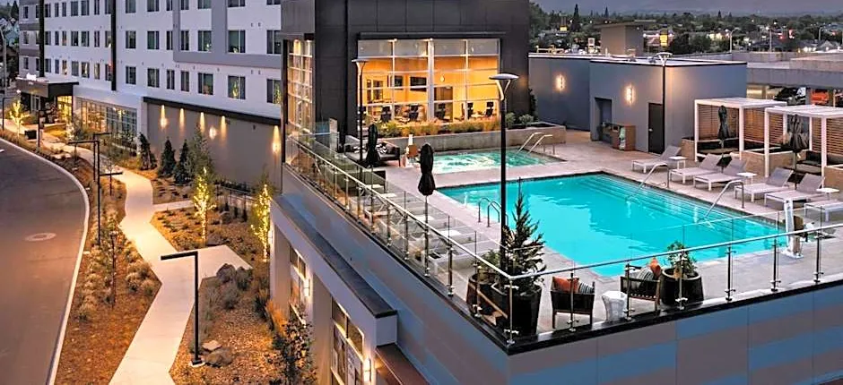 Element Reno Experience District