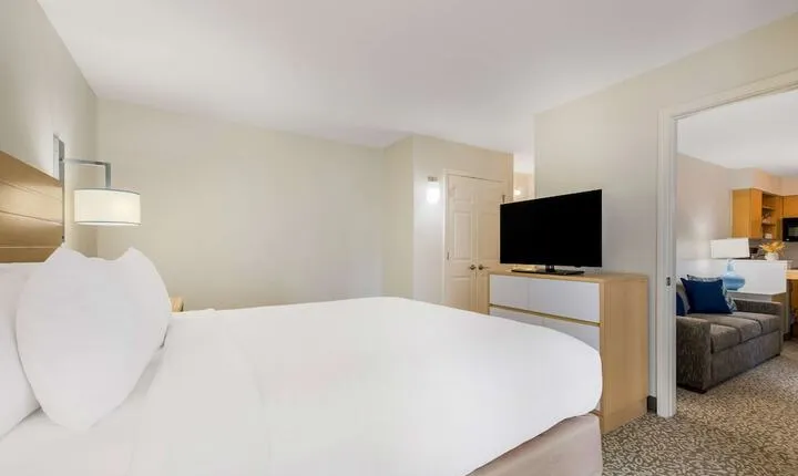 Sonesta ES Suites Charlotte Arrowood