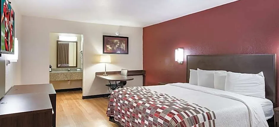 Red Roof Inn & Suites Commerce - Athens