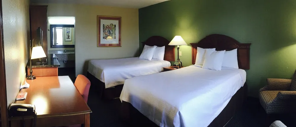 Econo Lodge White Pine