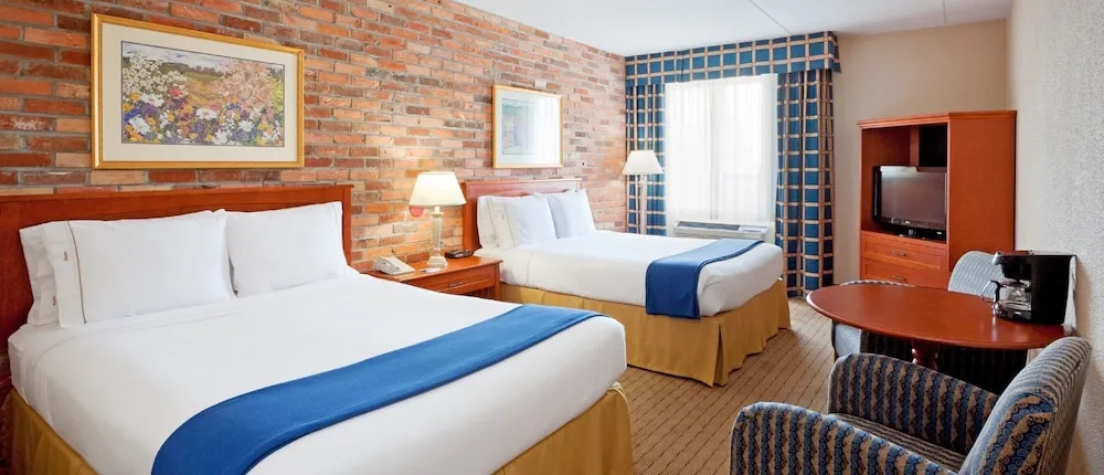 Holiday Inn Express Toronto East - Scarborough, an IHG Hotel