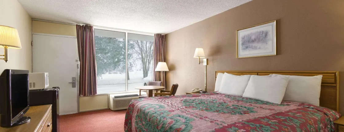 DAYS INN BY WYNDHAM WHITE HOUSE