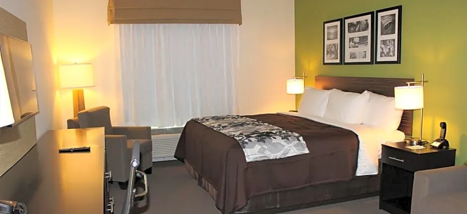 Sleep Inn & Suites