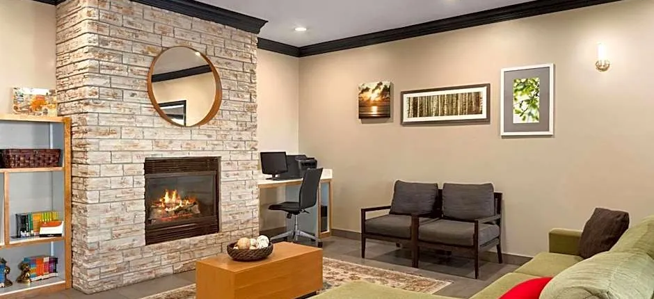 Country Inn & Suites by Radisson, Manteno, IL