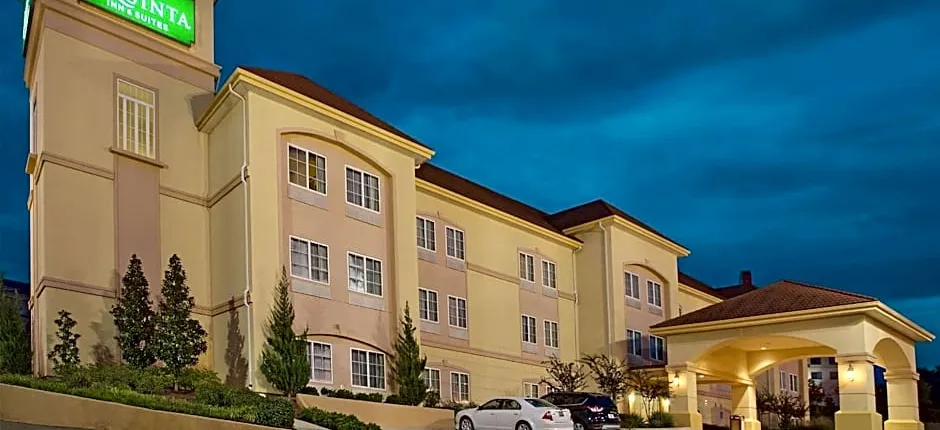 La Quinta Inn & Suites by Wyndham Vicksburg