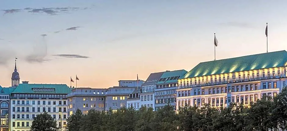 Fairmont Hotel Vier Jahreszeiten