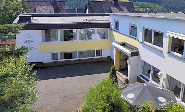 Berghotel Natura Bed & Breakfast