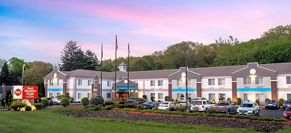 Best Western Plus New England Inn & Suites