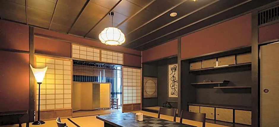 Kizashi The Suite