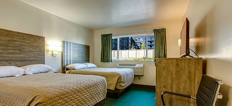 Coachman Inn