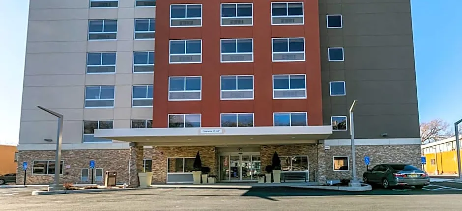 Holiday Inn Express & Suites Jersey City North - Hoboken By IHG