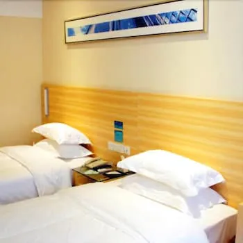 City Express Inn