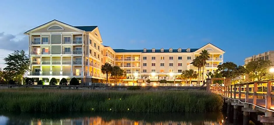 Courtyard by Marriott Charleston Waterfront