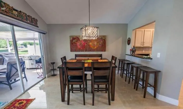 Mallory Paradise Apartment 4 Bedroom