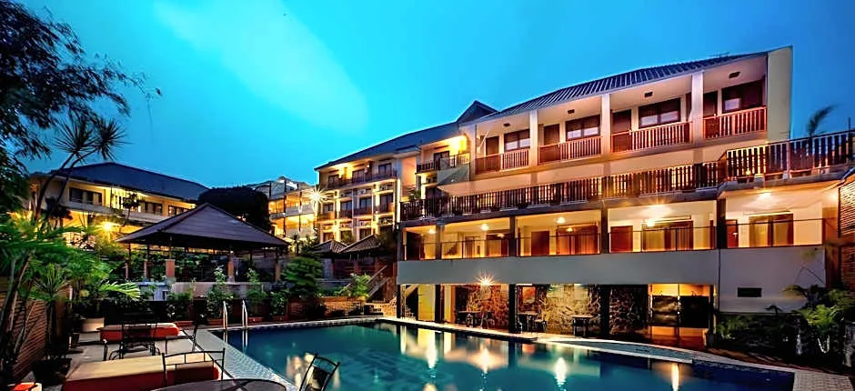 SPENCER GREEN HOTEL