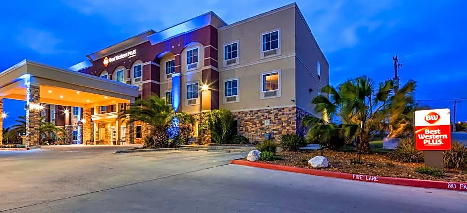 Best Western Plus Kenedy Inn