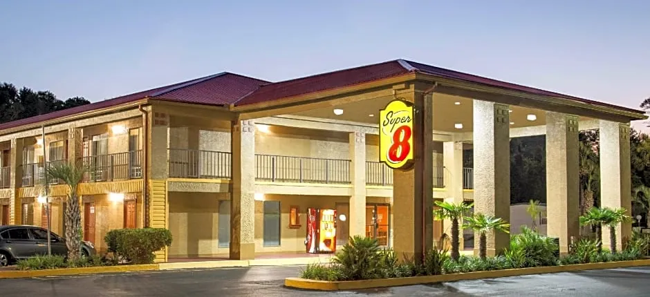 Super 8 by Wyndham Defuniak Springs