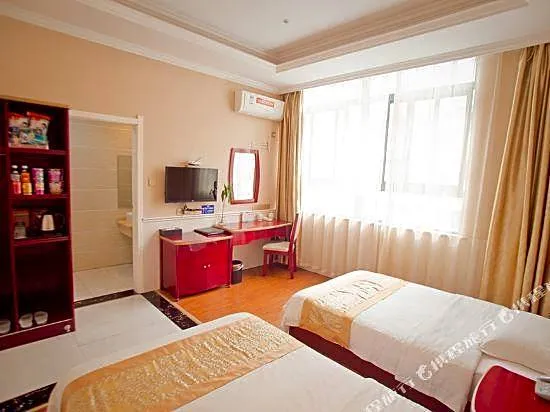 Xingshan Luoma Holiday Hotel