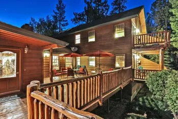 Alpenhorn Bed And Breakfast Inn