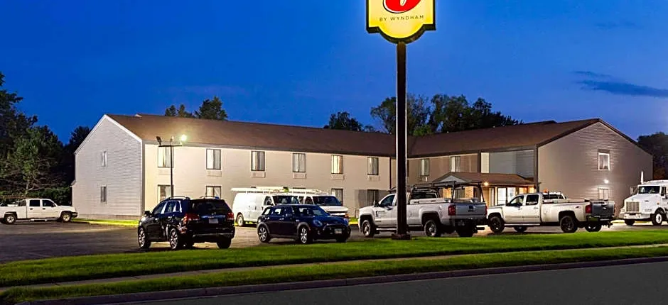 Super 8 by Wyndham Sun Prairie/Madison E