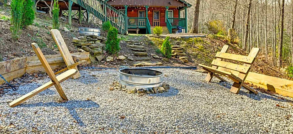 Smoky Mountain Cabin with Camping Area and Fire Pit!