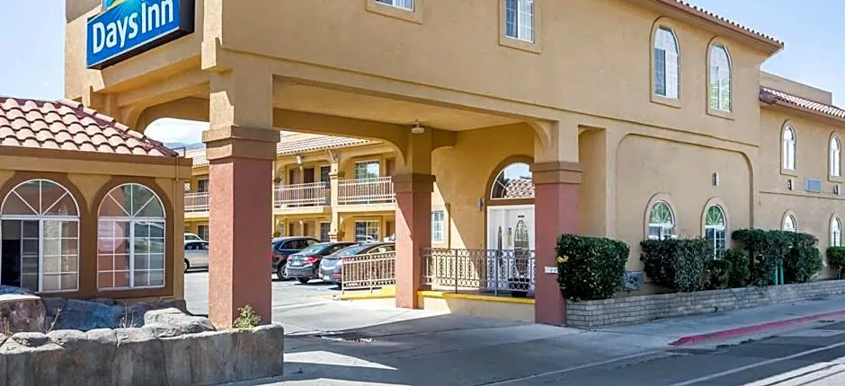 Days Inn by Wyndham Bishop